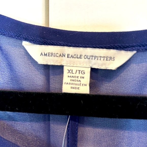 B3.40 NWT American Eagle Tie dye sheer blouse w/sheer blue high-low back - Picture 2 of 3